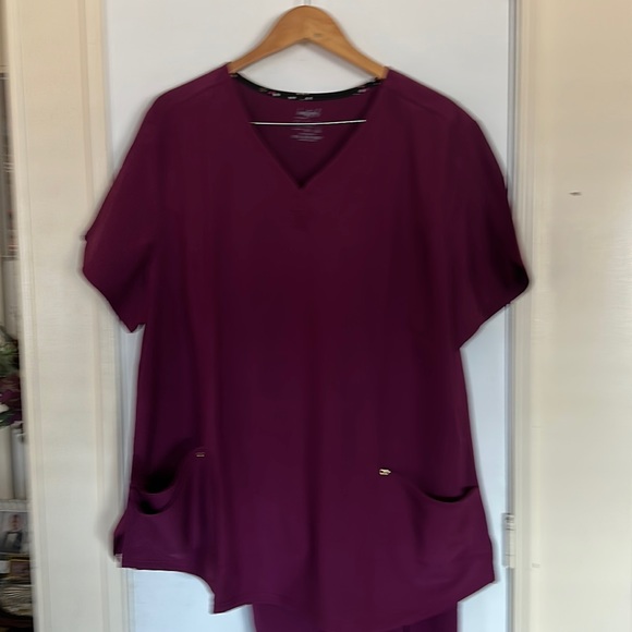 Medical Scruggs - Picture 1 of 9